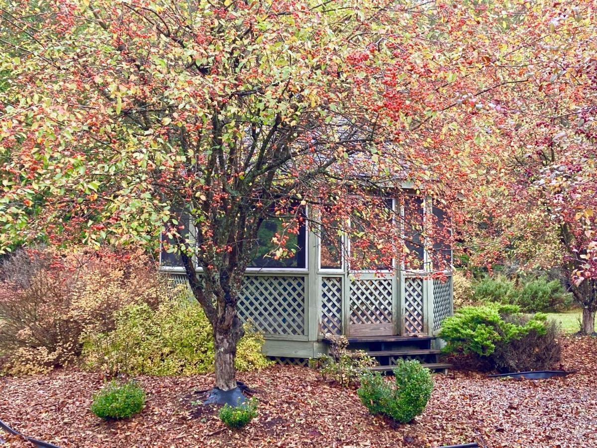Garden Grove Retreat & Lodging Near Pictured Rocks, Fayette, Trails Zewnętrze zdjęcie