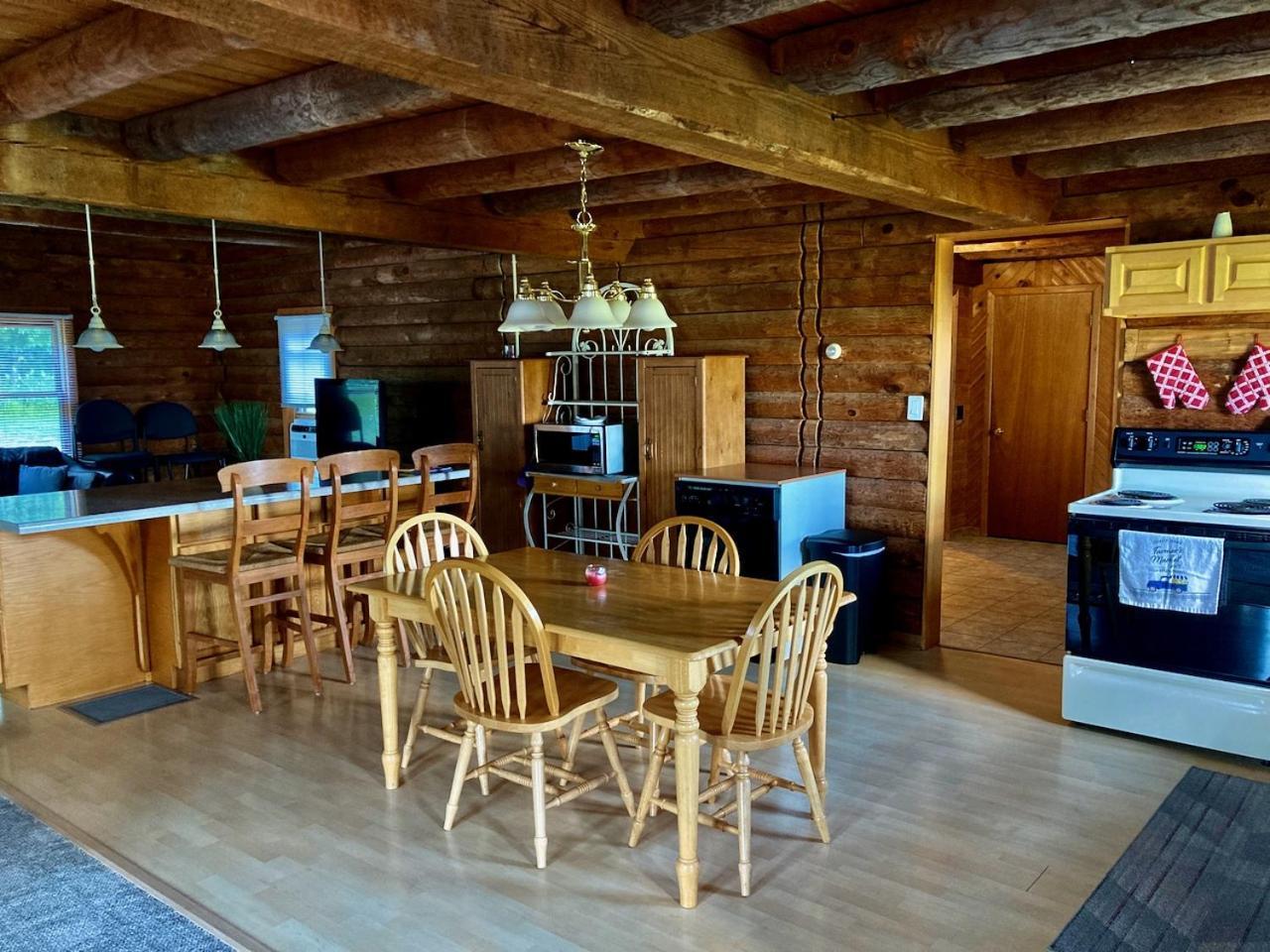 Garden Grove Retreat & Lodging Near Pictured Rocks, Fayette, Trails Zewnętrze zdjęcie